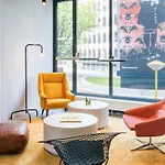 The Social Hub West Hotel