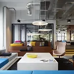 فندق The Social Hub West