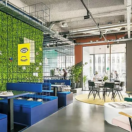 The Social Hub West Amsterdam