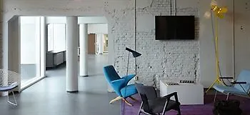 The Social Hub West Otel