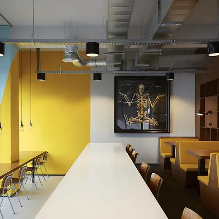 The Social Hub West