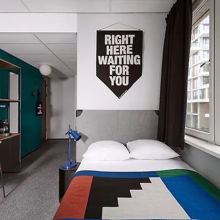 The Social Hub West Otel 3*