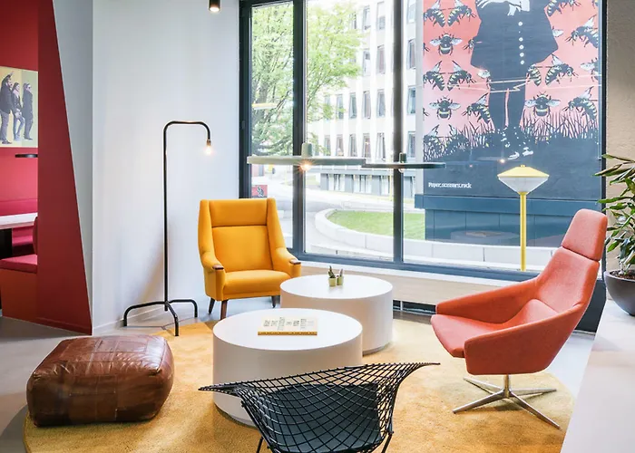 The Social Hub West Hotel