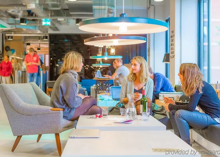 The Social Hub West Hotel