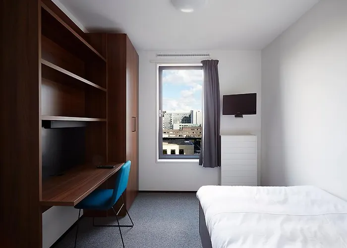 The Social Hub West Hotel