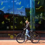 Отель The Social Hub West